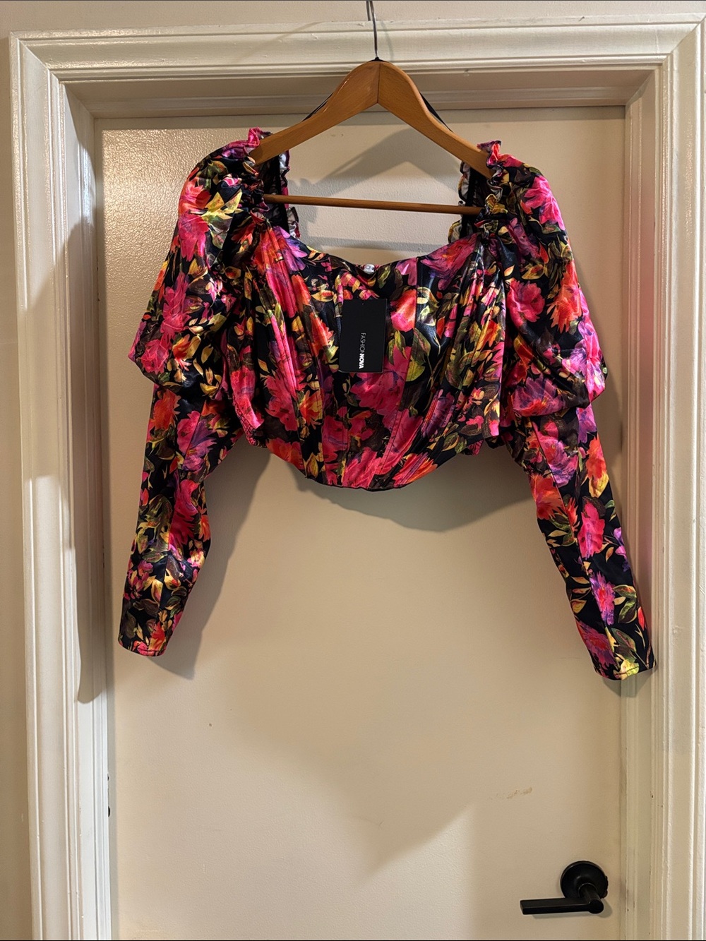 Fashion Nova Black Cropped Puff-Sleeve Top with Pink & Green Floral
